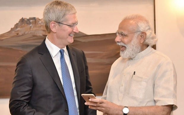 Apple CEO Tim Cook meets Prime Minister Narendra Modi. (Source: PIB)