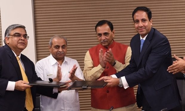 (L to R): Ajay Pandey, MD & Group CEO, GIFT City, Nitin Patel, Deputy CM, Gujarat, Vijay Rupani, CM, Gujarat, Dinesh Malkani, President, Cisco India and SAARC, Dr. J.N Singh, Chief Secretary, Govt. of Gujarat at the MoU signing ceremony. (Photo: Cisco)