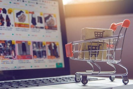 The Rise of M-Commerce: Shifting Trends in the E-commerce Landscape