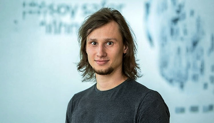 https://cdn1.expresscomputer.in/wp-content/uploads/2026/08/04182658/EC_Juraj_Jasonik_VP_AI_ESET_750.jpg