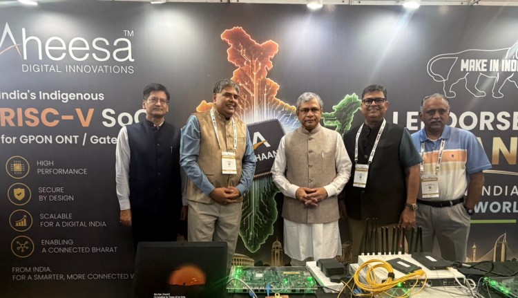 https://cdn1.expresscomputer.in/wp-content/uploads/2026/09/19194642/Aheesa-unveils-its-Vihaan-I-semiconductor-chip-in-the-presence-of-Union-Minister-Shri-Ashwini-Vaishnaw-at-Semicon-India-...