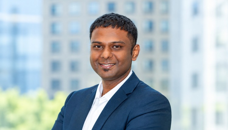 https://cdn1.expresscomputer.in/wp-content/uploads/2026/10/08092432/Varun-Thamba-Head-of-SAP-AI-1.jpg