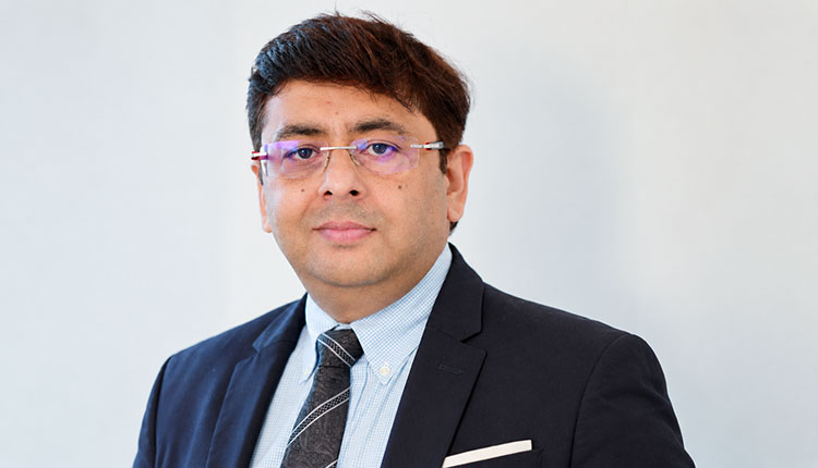https://cdn1.expresscomputer.in/wp-content/uploads/2026/10/16131713/EC_Vinay_Sinha_MD_India_Sales_AMD_750.jpg